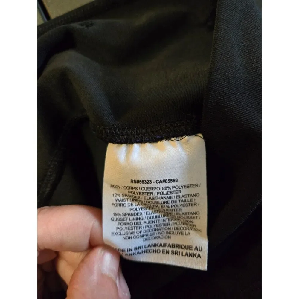Nike women black
